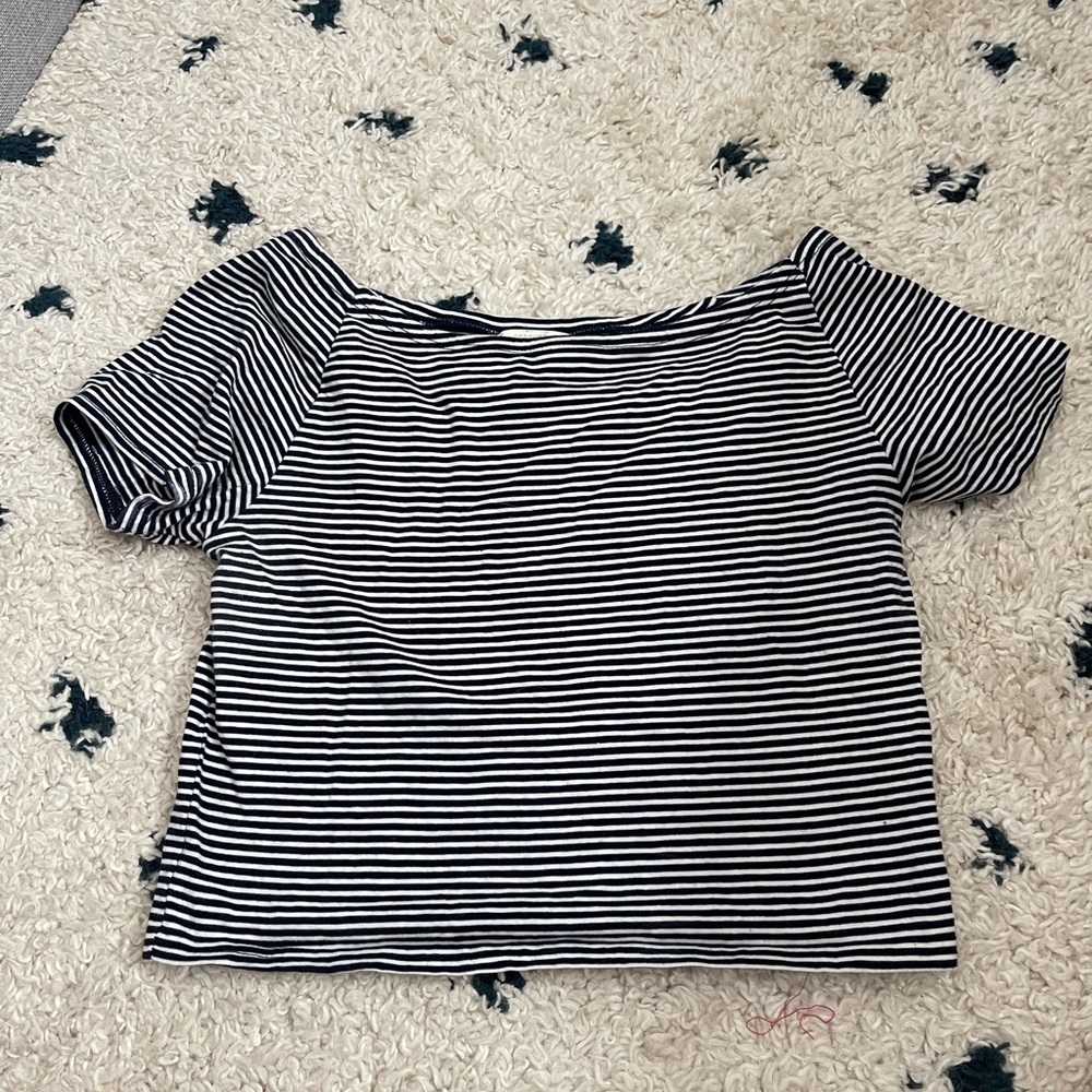 Striped Crop - Picture 1 of 1